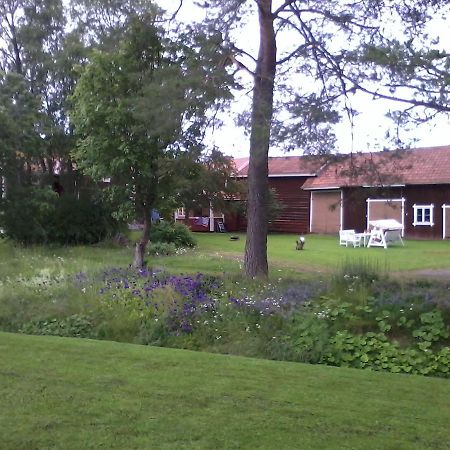 Draenggardens Stuga Pa Genuin Raettviksgard Boda  Extérieur photo